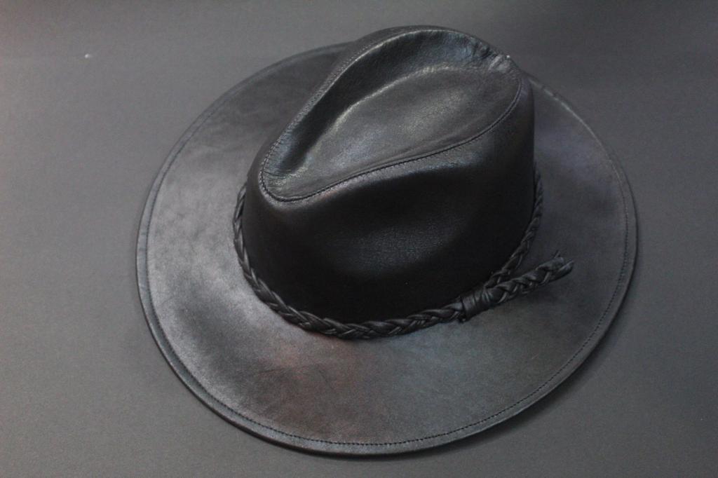 SOMBRERO EXPLORER NEGRO